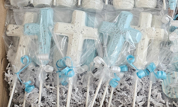 Chocolate Cross Lollipops – Milk, Dark, or White Chocolate with Gold, Silver, or Rose Gold Splatter