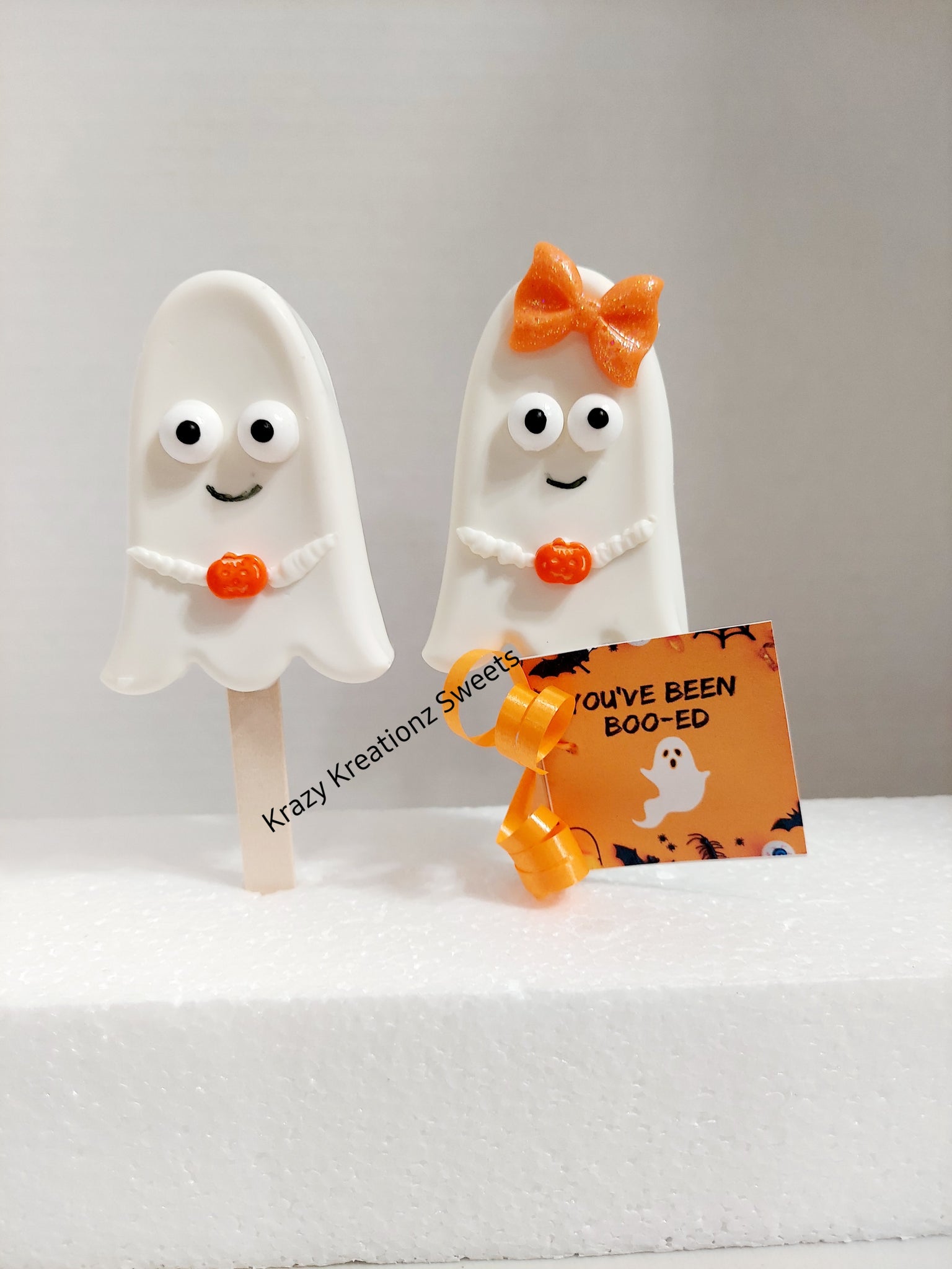 Ghost Cakesicles